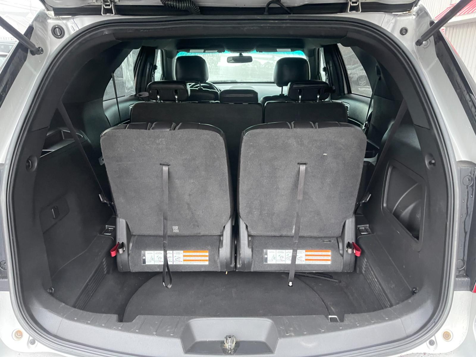 2013 Silver /Black Ford Explorer XLT 4WD (1FM5K8D84DG) with an 3.5L V6 DOHC 24V engine, 6-Speed Automatic transmission, located at 547 E. Main St., Orwell, OH, 44076, (440) 437-5893, 41.535435, -80.847855 - This 2013 Ford Explorer XLT with the 4WD option is powered by a 3.5-liter V6 engine paired with a 6-speed automatic transmission and comes equipped with a tow package capable of pulling up to 5,000 pounds, making it suitable for various towing needs. The inclusion of tri-zone automatic climate contr - Photo #39
